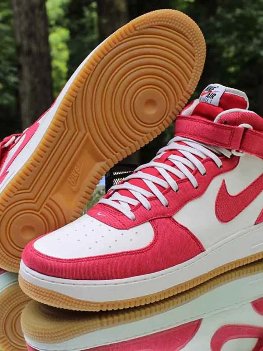 Nike Air Force 1 Mid University Red Sail Gum 2015